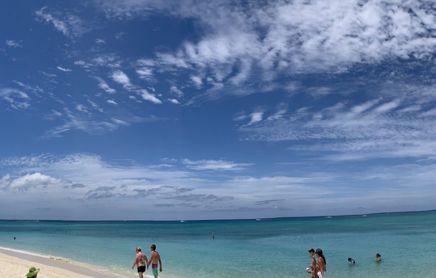 Seven Mile Beach Break in Grand Cayman